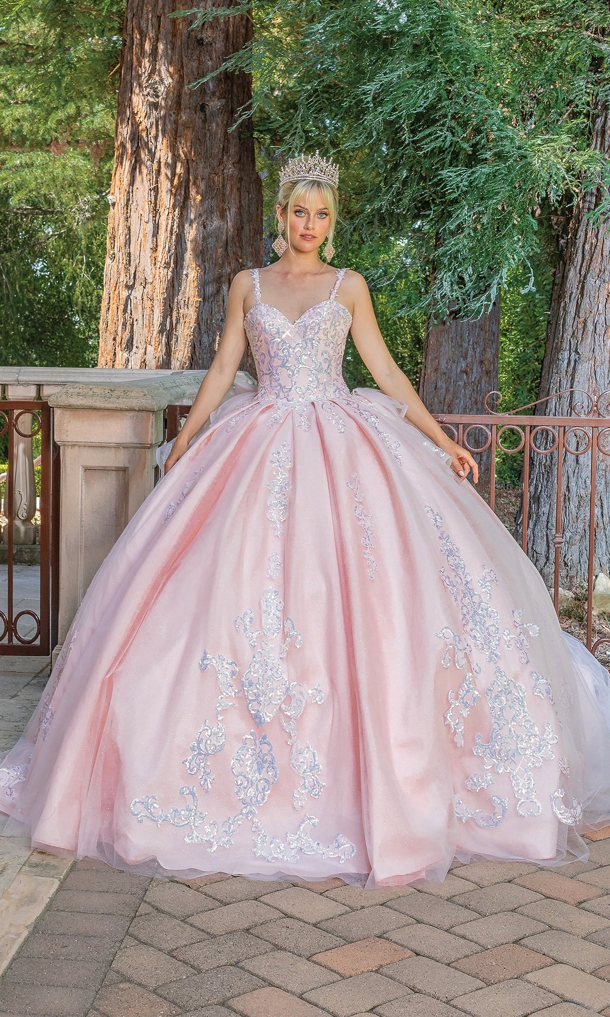 Quinceanera Dress 1652 By Dancing Queen