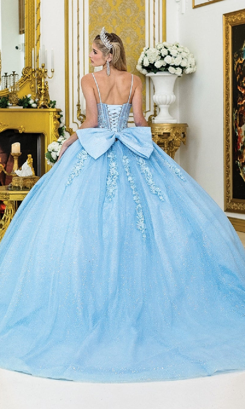 Long Quinceañera Dress with Bow: Dancing Queen 1958