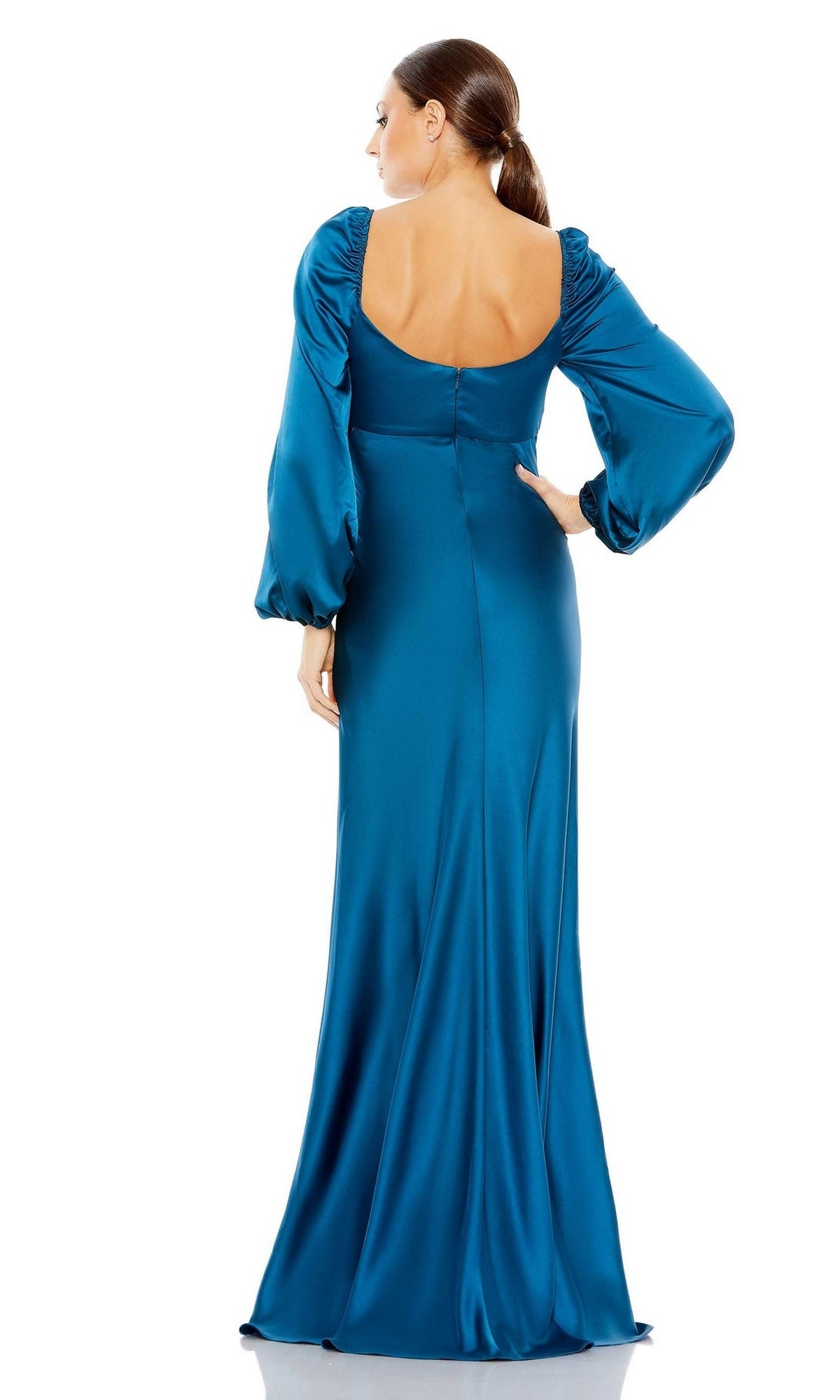 Mac Duggal Long-Sleeve Fitted Formal Dress 495191