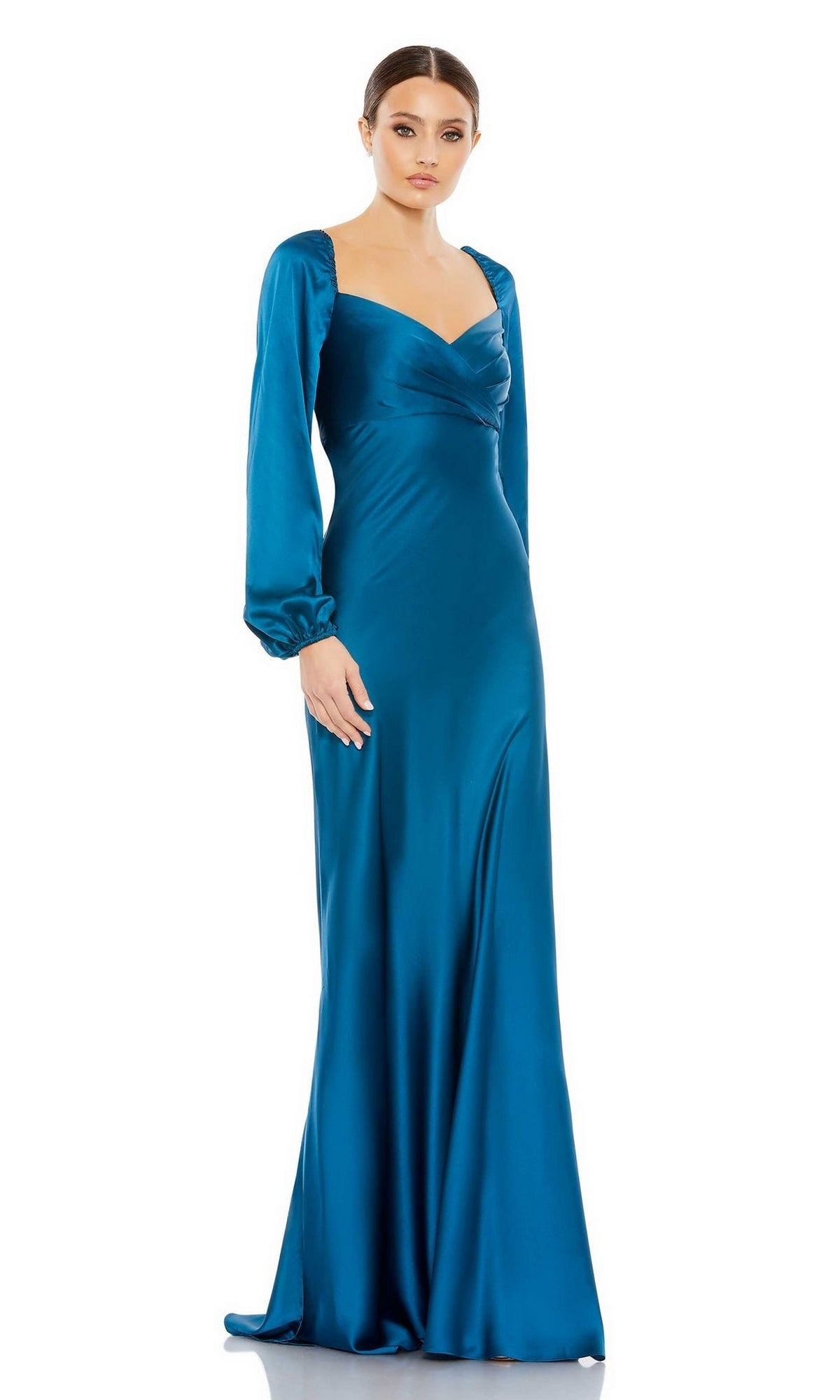 Mac Duggal Long-Sleeve Fitted Formal Dress 495191