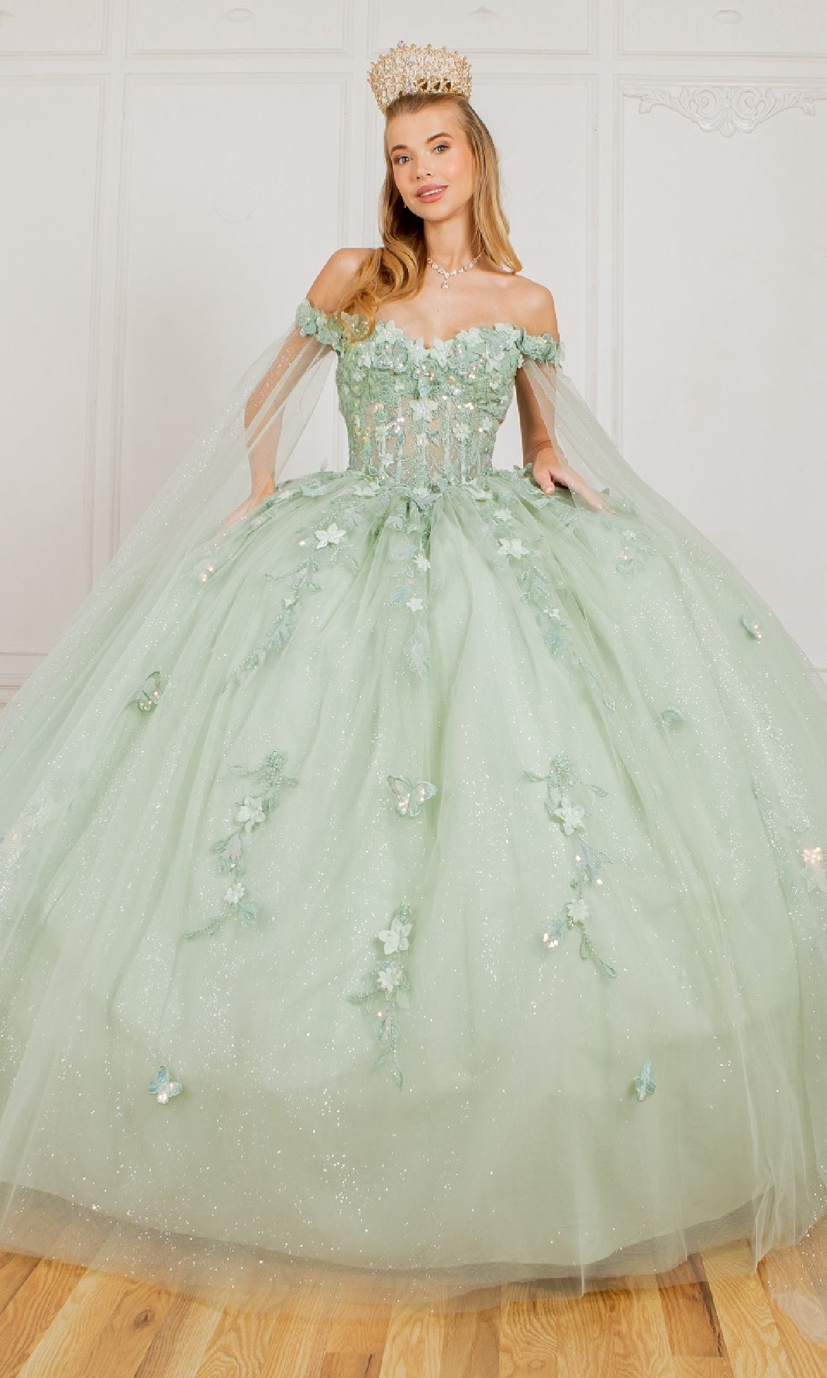 Quinceanera Dress: Cinderella Couture 8075J