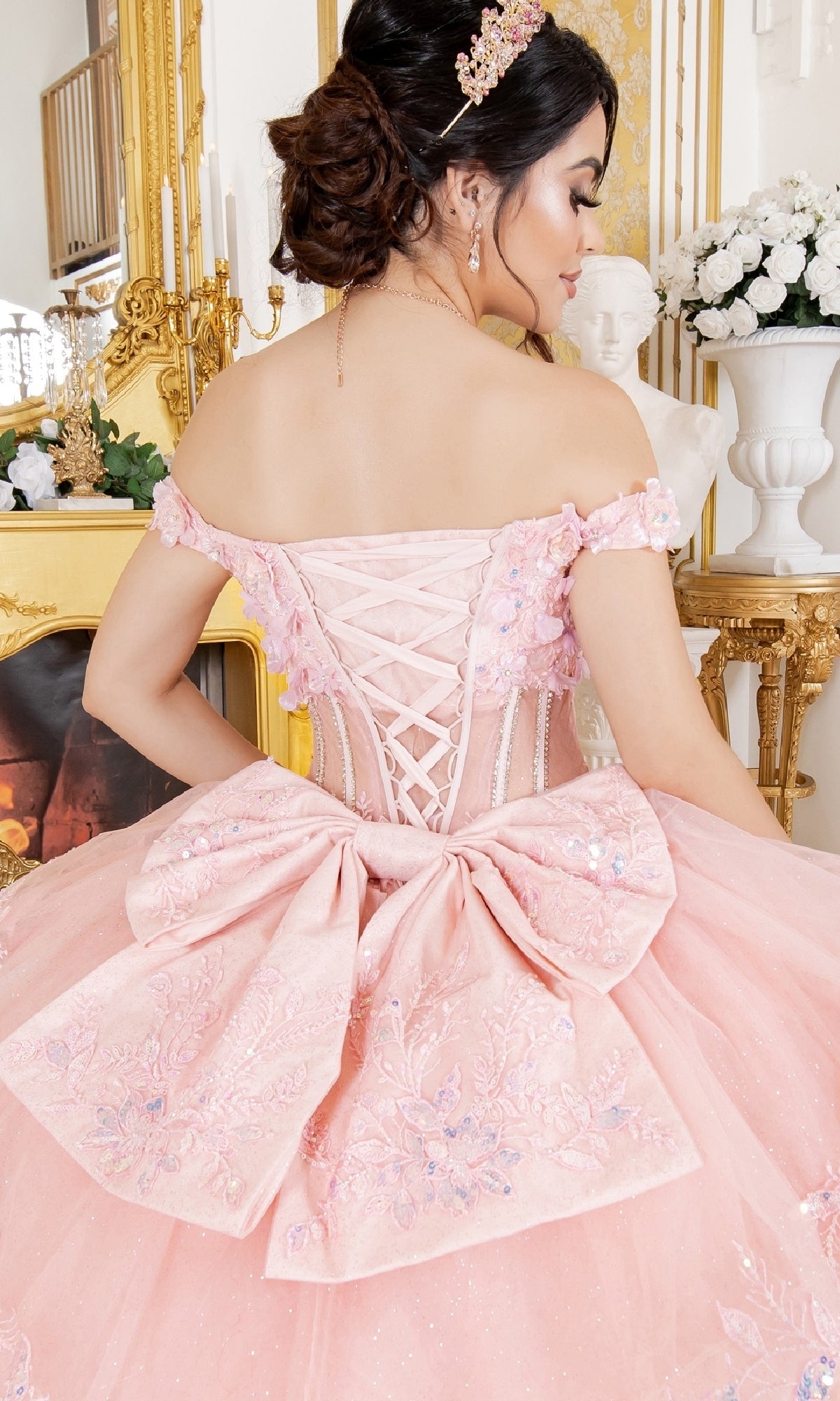 Quinceanera Dress: Cinderella Couture 8160J