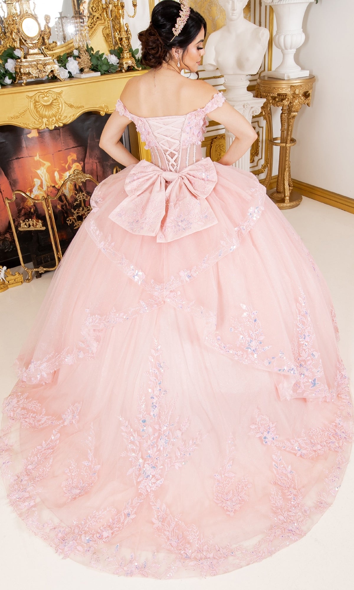 Quinceanera Dress: Cinderella Couture 8160J