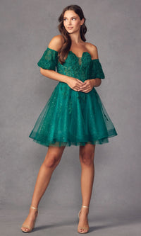 Bell-Sleeve Short Sweetheart Prom Dress 909