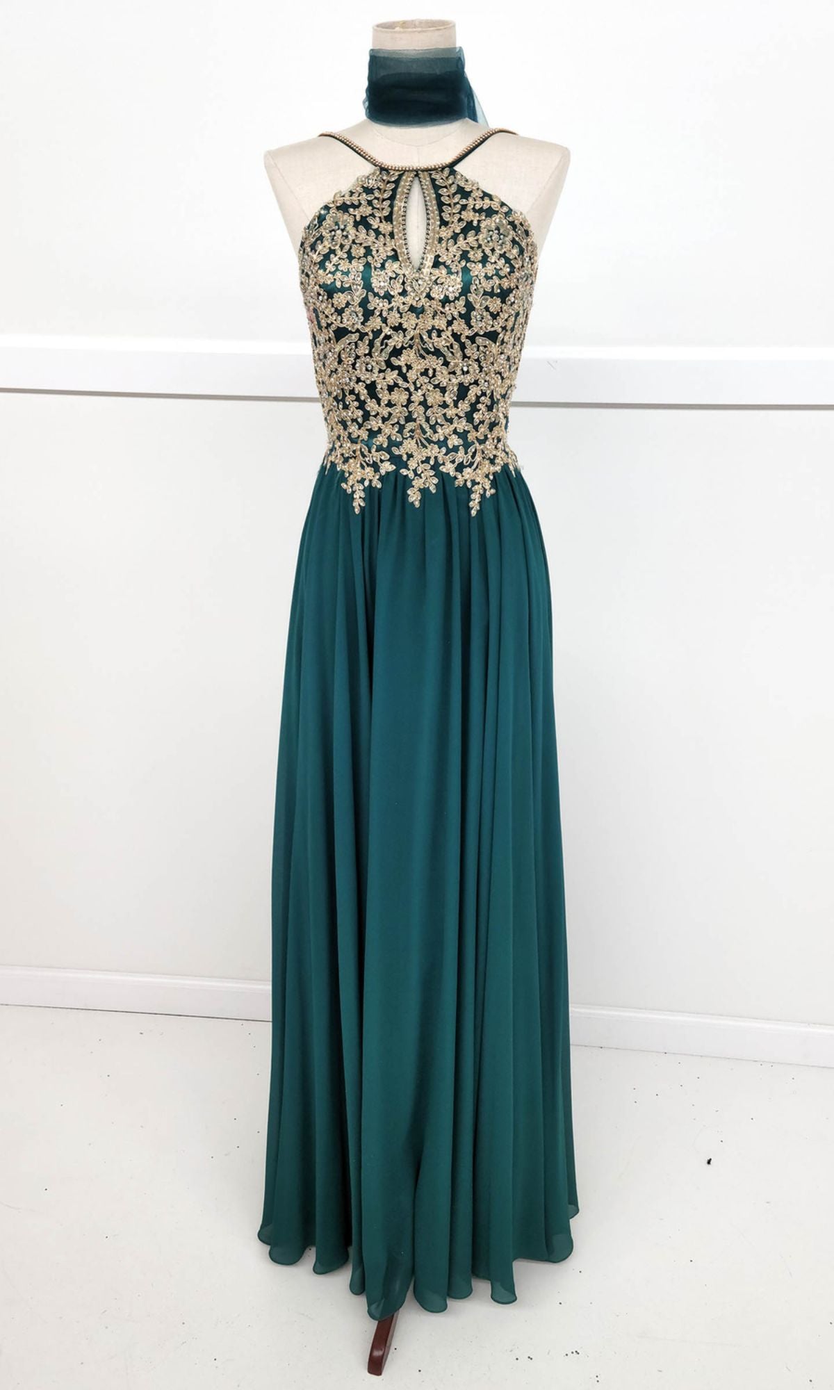 High-Neck Long A-Line Prom Dress: Chicas C1521