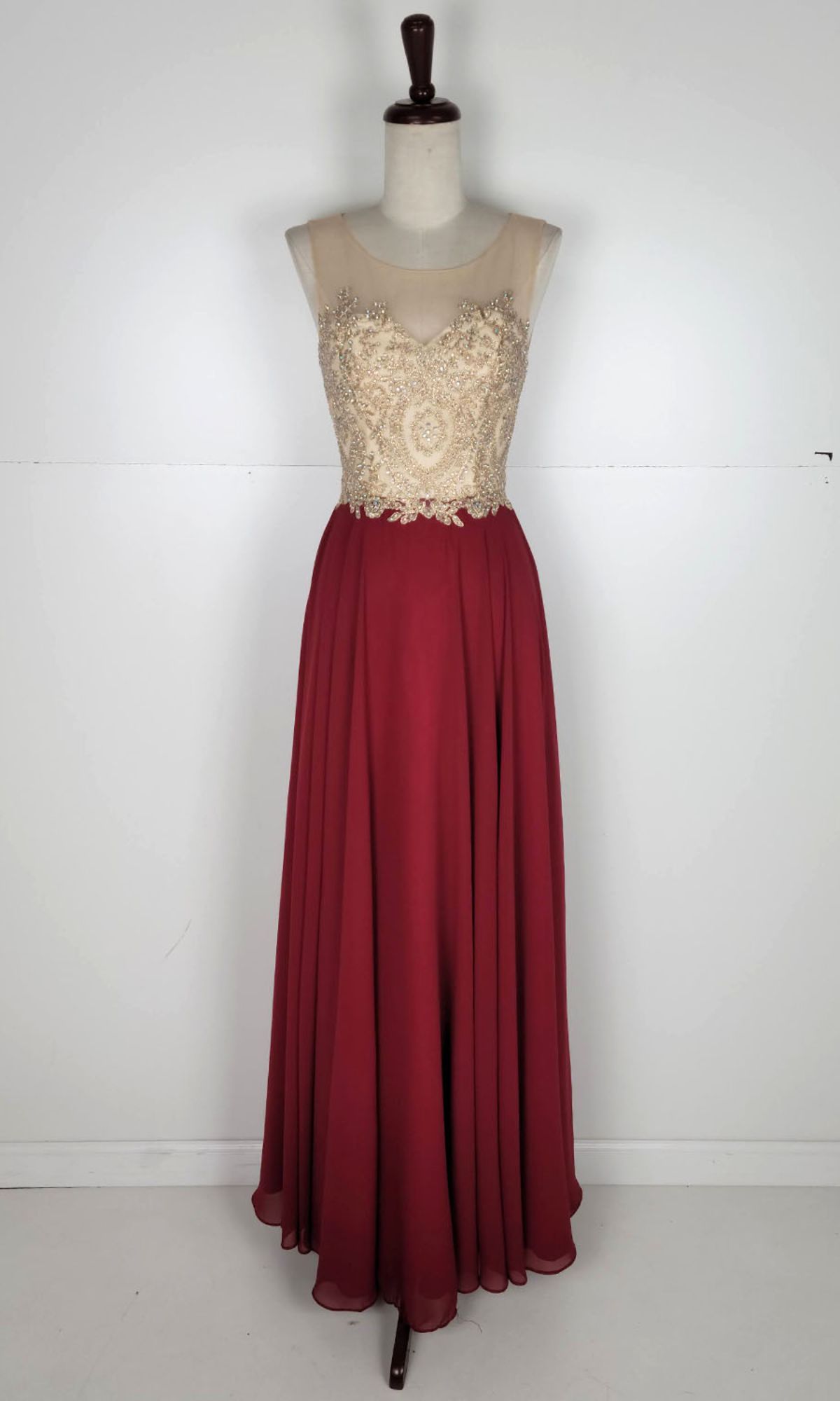 Embroidered-Bodice Long Prom Dress: Chicas C3320