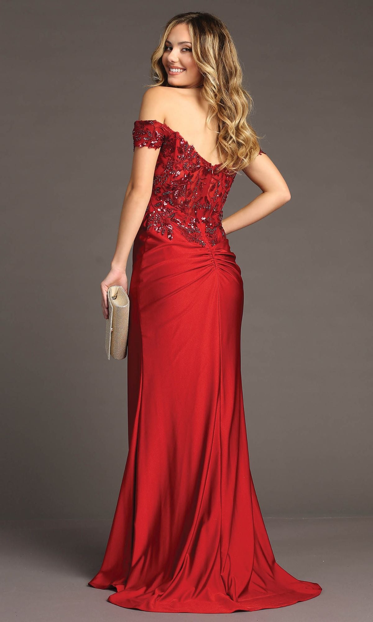 Sequin-Bodice Long Prom Dress: Chicas YG5027