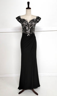 Sequin-Bodice Long Prom Dress: Chicas YG5027