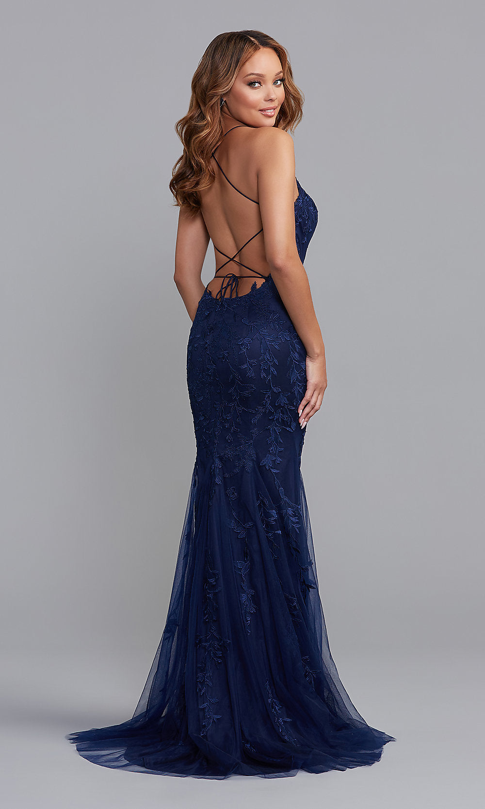 The Love Island prom 2020 dresses: From Paige's winning black dress to  Siannise's green gown | HELLO!
